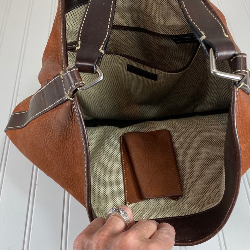Dooney & Bourke Brown leather shoulder bag - Picture 14 of 16